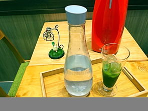 毀人不倦 我用 奇怪的氣泡液體 把網(wǎng)紅飲料店都調(diào)戲個(gè)了遍