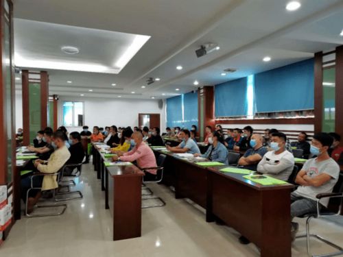 各鎮(zhèn)街開展特種作業(yè)人員安全技術(shù)培訓(xùn)演練——今日聚焦龍湖鎮(zhèn)與新塘街道